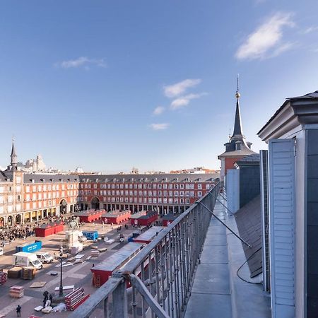 Historic Penthouse Plaza Mayor In Madrid Buitenkant foto