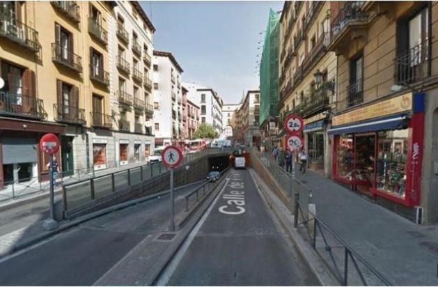 Historic Penthouse Plaza Mayor In Madrid Buitenkant foto