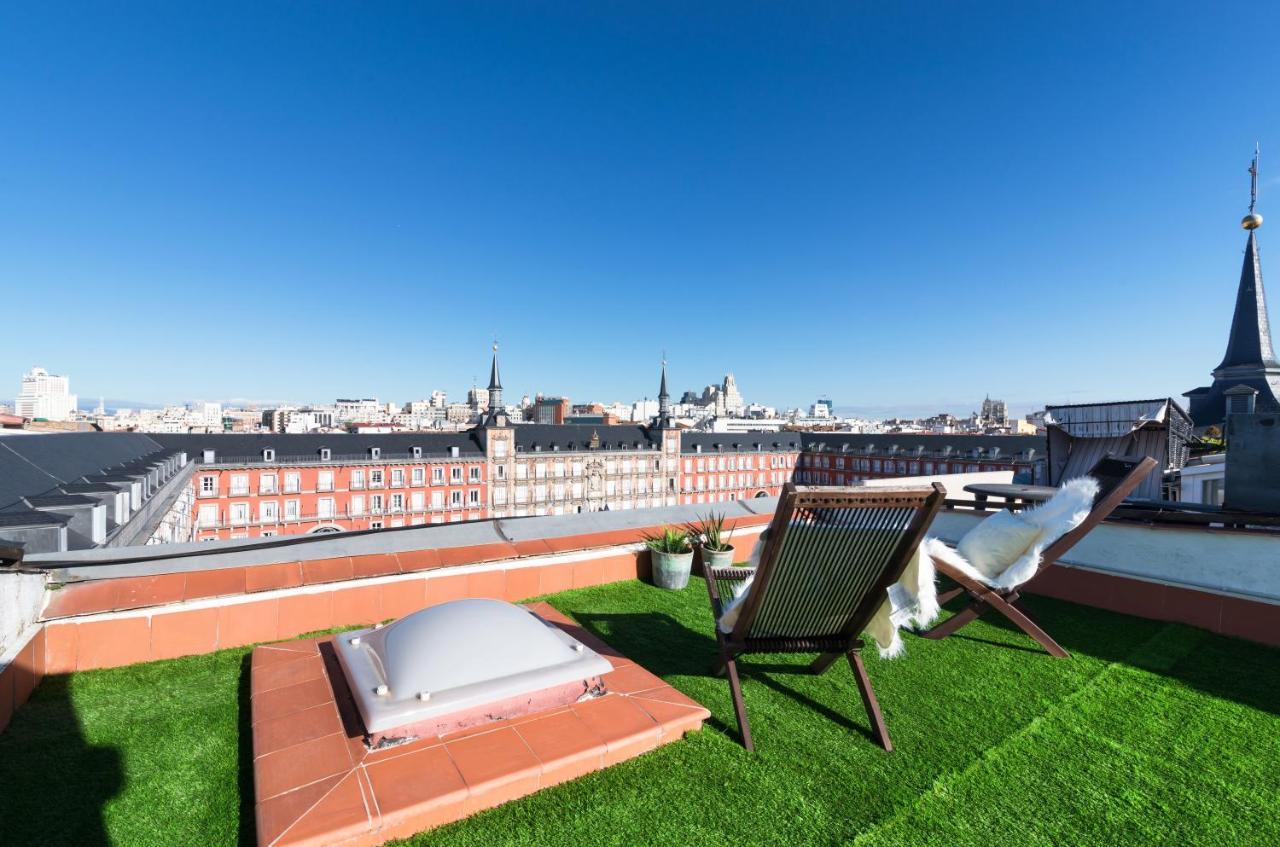 Historic Penthouse Plaza Mayor In Madrid Buitenkant foto