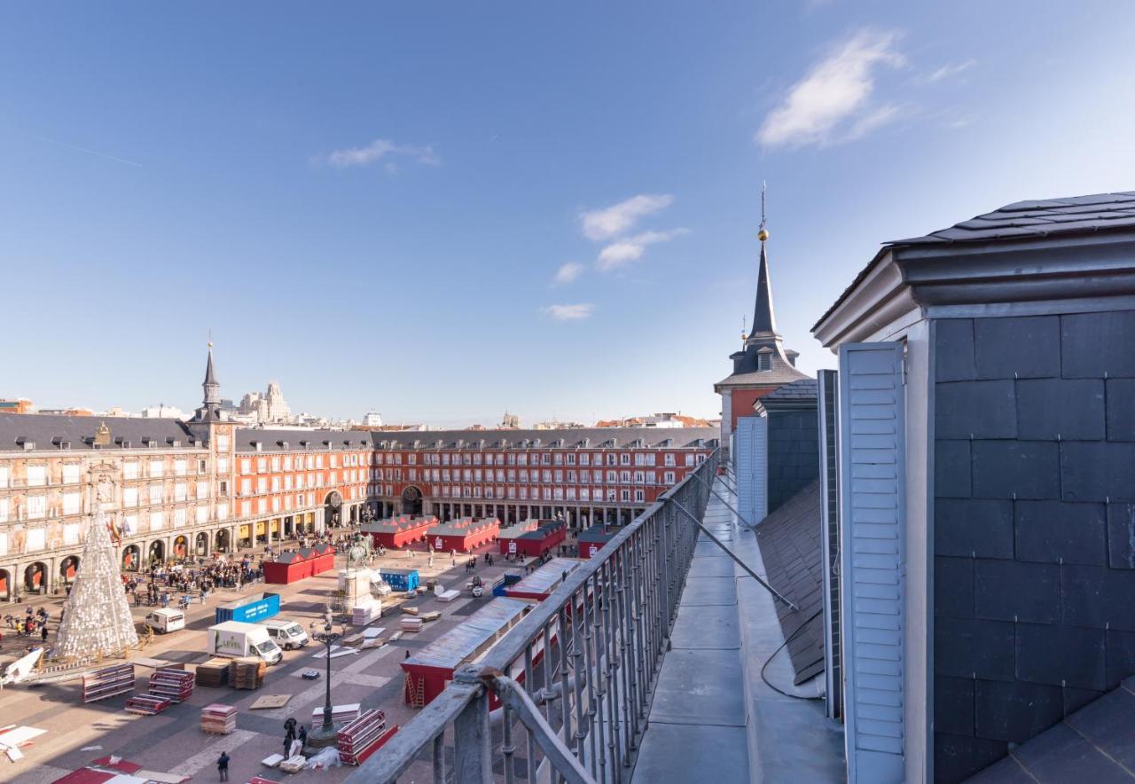 Historic Penthouse Plaza Mayor In Madrid Buitenkant foto