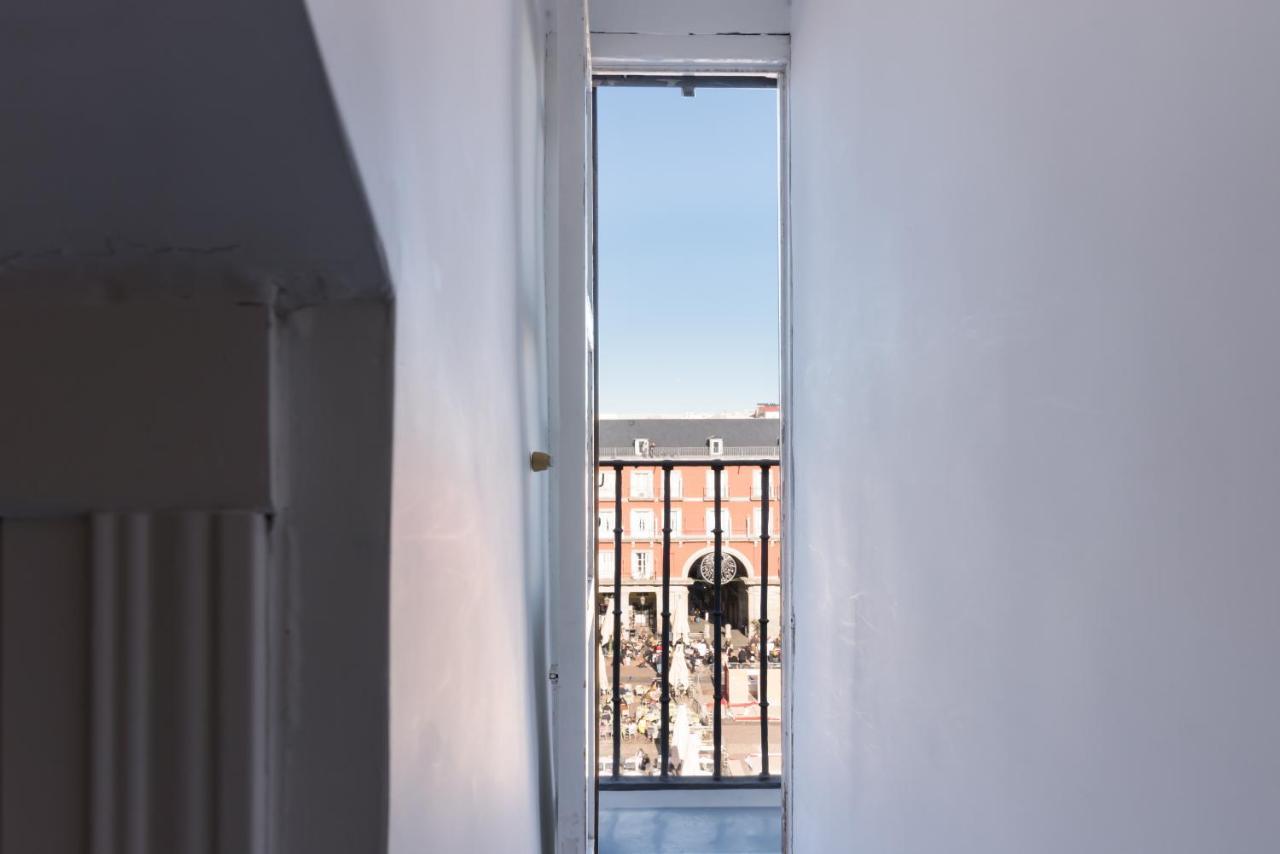 Historic Penthouse Plaza Mayor In Madrid Buitenkant foto